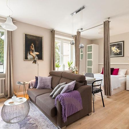 Rent Like Home - Nowy Swiat 47A Varsóvia Exterior foto