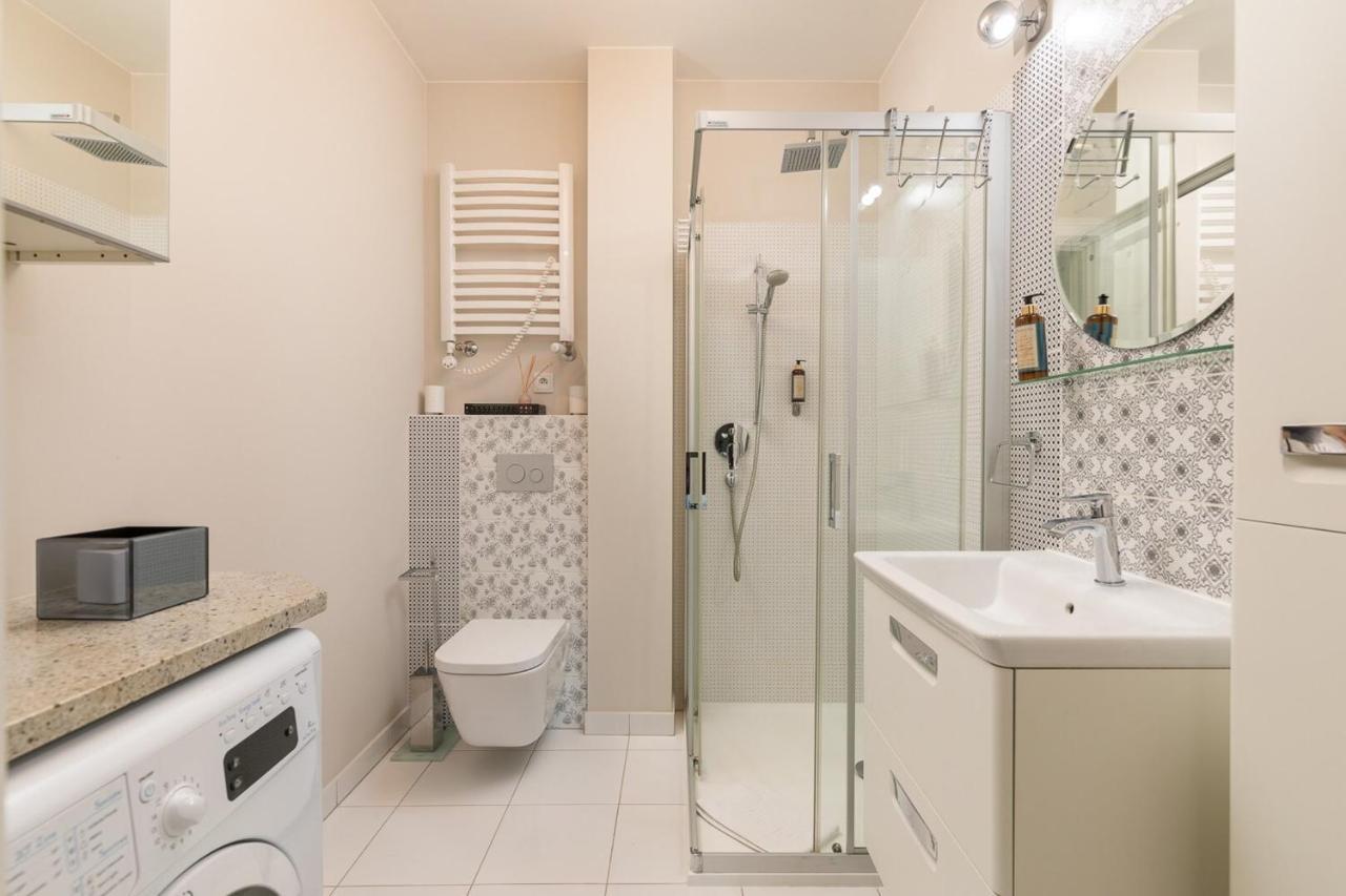 Rent Like Home - Nowy Swiat 47A Varsóvia Exterior foto