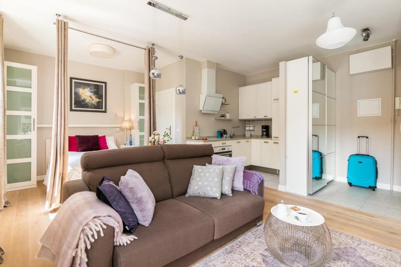 Rent Like Home - Nowy Swiat 47A Varsóvia Exterior foto